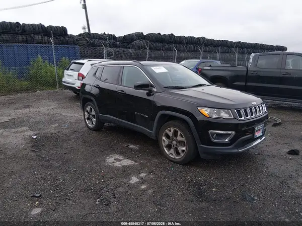 3C4NJDCB6JT131848 2018 JEEP COMPASS - Image 1