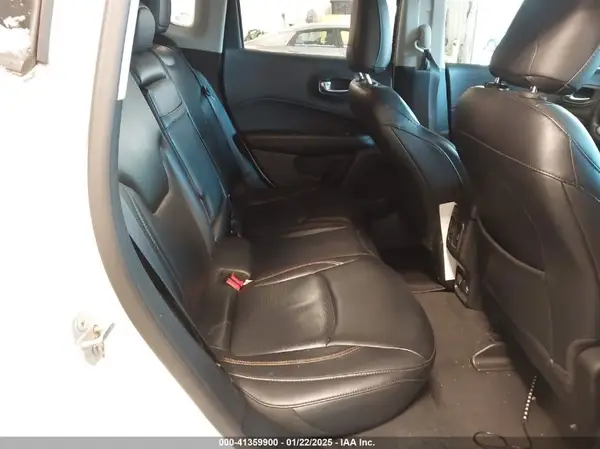 3C4NJDCB6JT136449 2018 JEEP COMPASS - Image 8