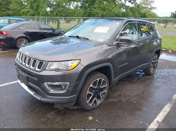 3C4NJDCB6JT162792 2018 JEEP COMPASS - Image 2
