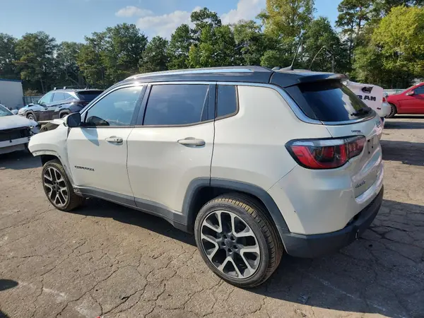 3C4NJDCB6JT179348 2018 JEEP COMPASS - Image 2