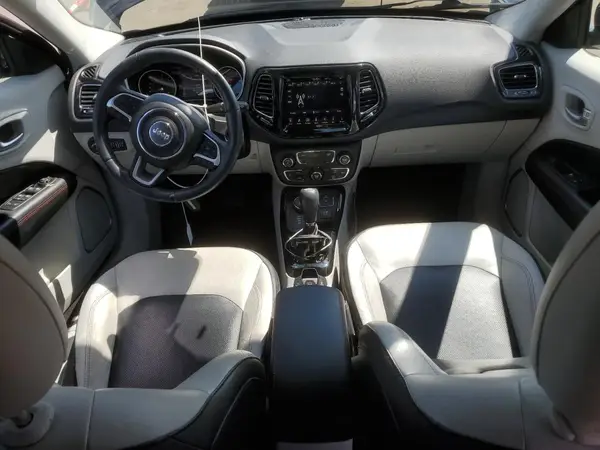 3C4NJDCB6JT221968 2018 JEEP COMPASS - Image 8