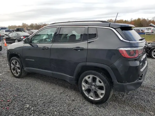 3C4NJDCB6JT263850 2018 JEEP COMPASS - Image 2
