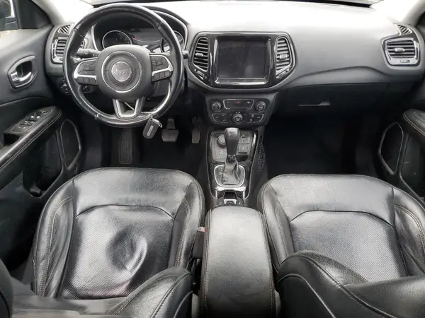3C4NJDCB6JT263850 2018 JEEP COMPASS - Image 8