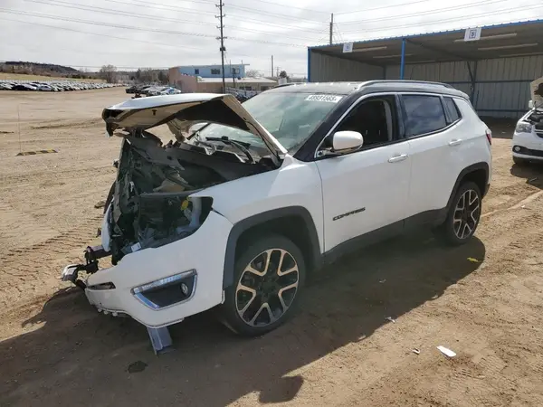 3C4NJDCB6JT272760 2018 JEEP COMPASS - Image 1