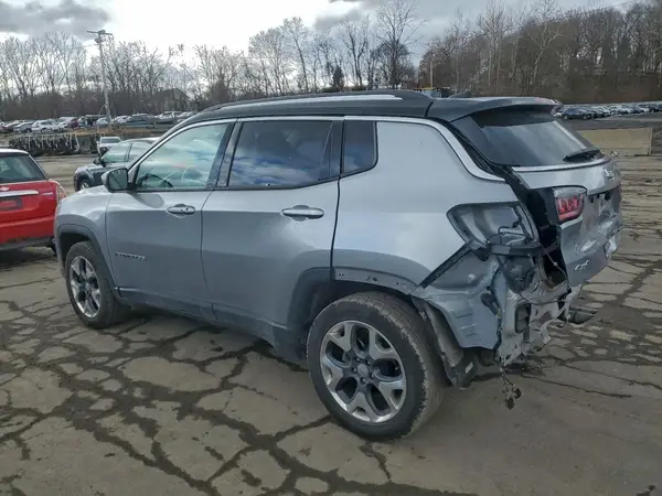 3C4NJDCB6JT290711 2018 JEEP COMPASS - Image 2