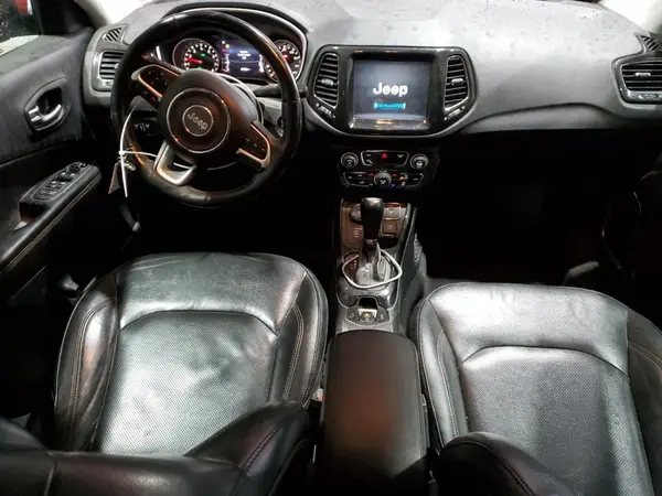3C4NJDCB6JT290952 2018 JEEP COMPASS - Image 8