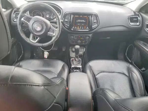 3C4NJDCB6JT319219 2018 JEEP COMPASS - Image 8