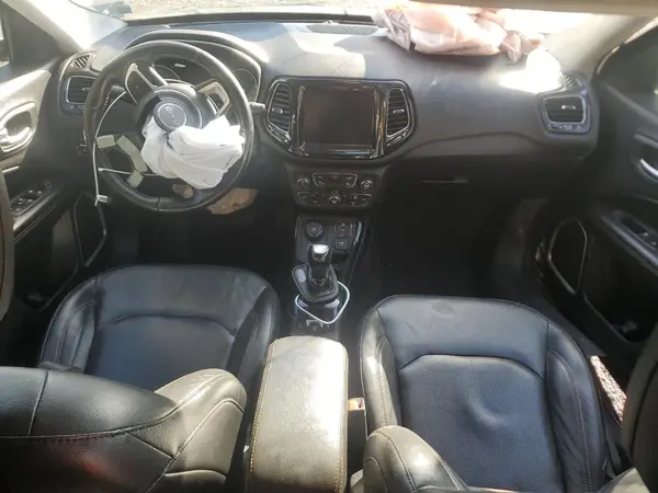 3C4NJDCB6JT332469 2018 JEEP COMPASS - Image 8