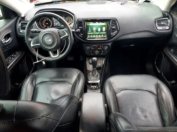 3C4NJDCB6JT341382 2018 JEEP COMPASS - Image 8