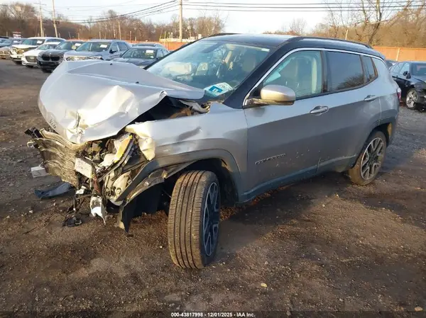 3C4NJDCB6JT350700 2018 JEEP COMPASS - Image 2