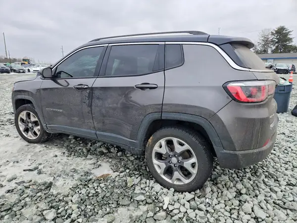 3C4NJDCB6JT366878 2018 JEEP COMPASS - Image 2