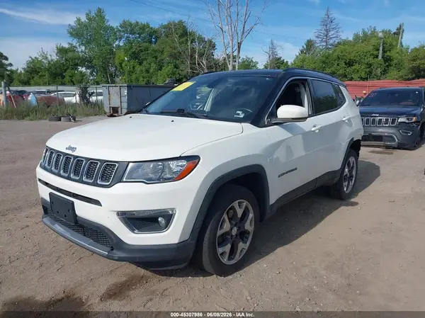 3C4NJDCB6JT399248 2018 JEEP COMPASS - Image 2