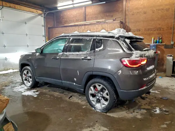 3C4NJDCB6JT401354 2018 JEEP COMPASS - Image 2