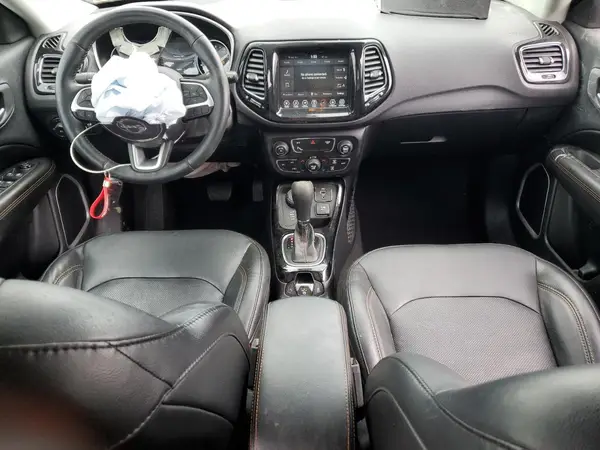 3C4NJDCB6JT435309 2018 JEEP COMPASS - Image 8