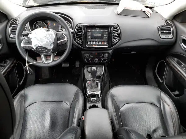 3C4NJDCB6JT436704 2018 JEEP COMPASS - Image 8