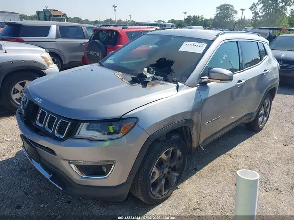 3C4NJDCB6JT442308 2018 JEEP COMPASS - Image 2