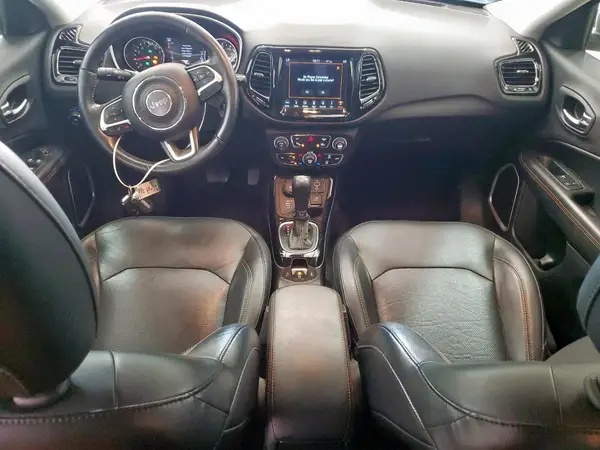 3C4NJDCB6JT458251 2018 JEEP COMPASS - Image 8