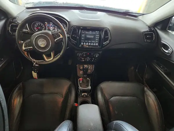3C4NJDCB6JT470285 2018 JEEP COMPASS - Image 8