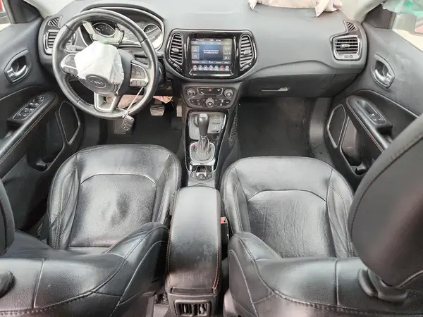 3C4NJDCB6KT596387 2019 JEEP COMPASS - Image 8