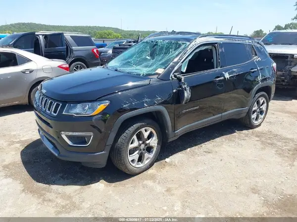 3C4NJDCB6KT619263 2019 JEEP COMPASS - Image 2