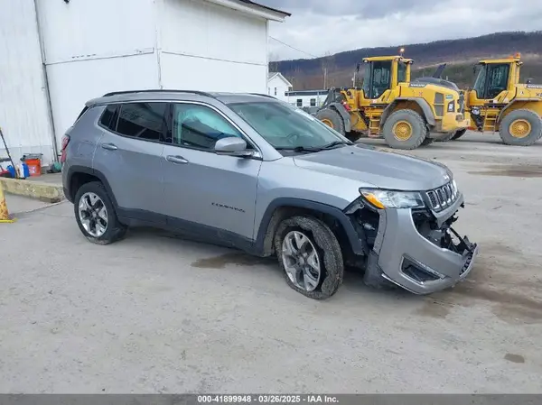 3C4NJDCB6KT619943 2019 JEEP COMPASS - Image 1
