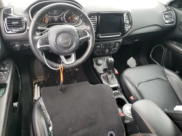 3C4NJDCB6KT620235 2019 JEEP COMPASS - Image 8