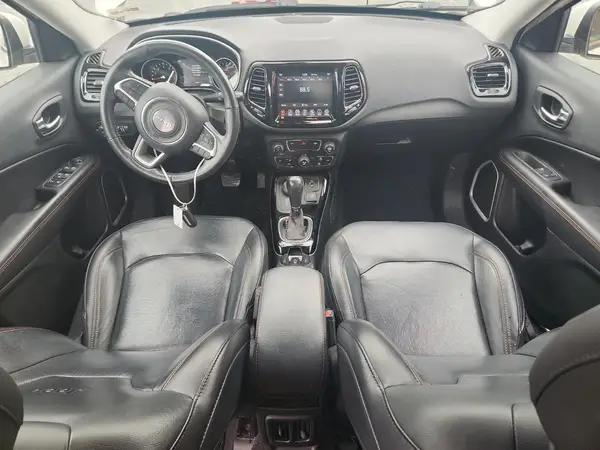 3C4NJDCB6KT656670 2019 JEEP COMPASS - Image 8