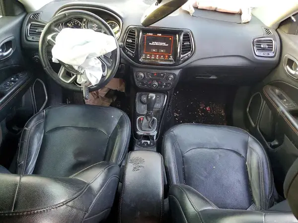 3C4NJDCB6KT669452 2019 JEEP COMPASS - Image 8