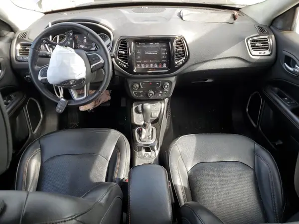 3C4NJDCB6KT673811 2019 JEEP COMPASS - Image 8
