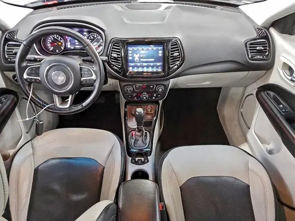 3C4NJDCB6KT678961 2019 JEEP COMPASS - Image 8
