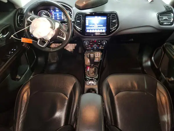 3C4NJDCB6KT733828 2019 JEEP COMPASS - Image 8