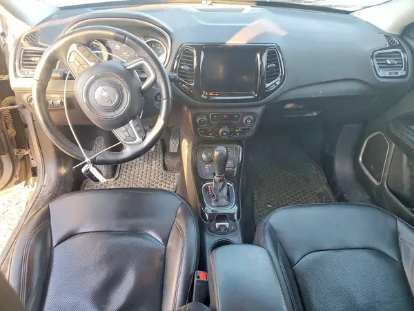 3C4NJDCB6KT753531 2019 JEEP COMPASS - Image 8