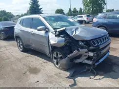 3C4NJDCB6KT791082 2019 JEEP COMPASS
