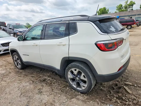 3C4NJDCB6KT791860 2019 JEEP COMPASS - Image 2