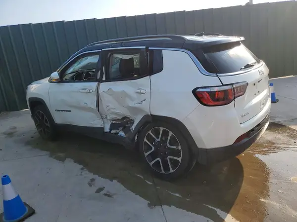 3C4NJDCB6KT800685 2019 JEEP COMPASS - Image 2