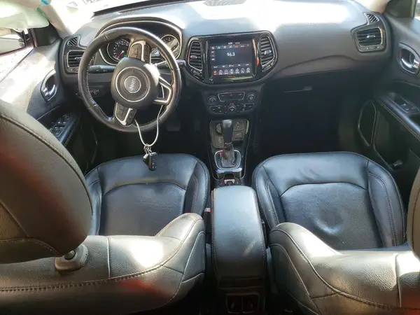 3C4NJDCB6KT800685 2019 JEEP COMPASS - Image 8