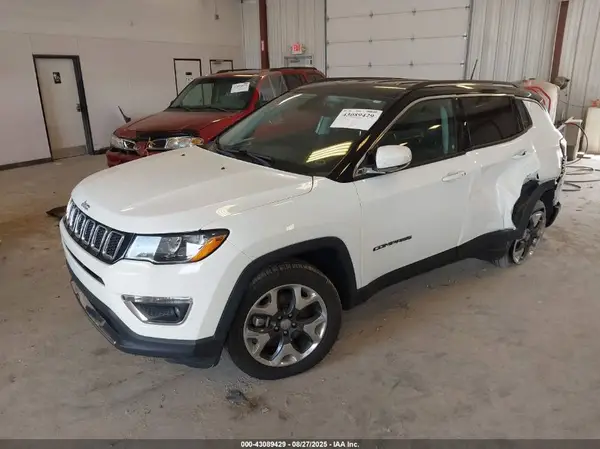 3C4NJDCB6KT806308 2019 JEEP COMPASS - Image 2