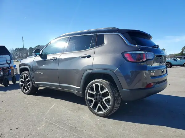3C4NJDCB6KT812707 2019 JEEP COMPASS - Image 2