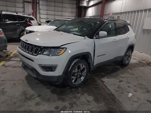 3C4NJDCB6KT843343 2019 JEEP COMPASS - Image 2