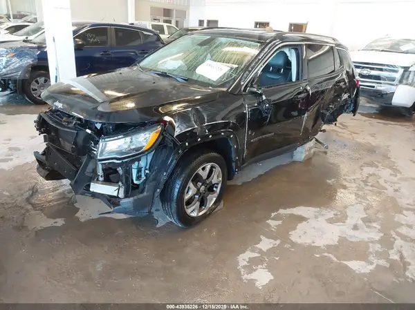3C4NJDCB6LT128161 2020 JEEP COMPASS - Image 2