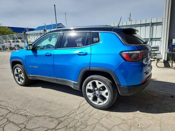 3C4NJDCB6LT138902 2020 JEEP COMPASS - Image 2