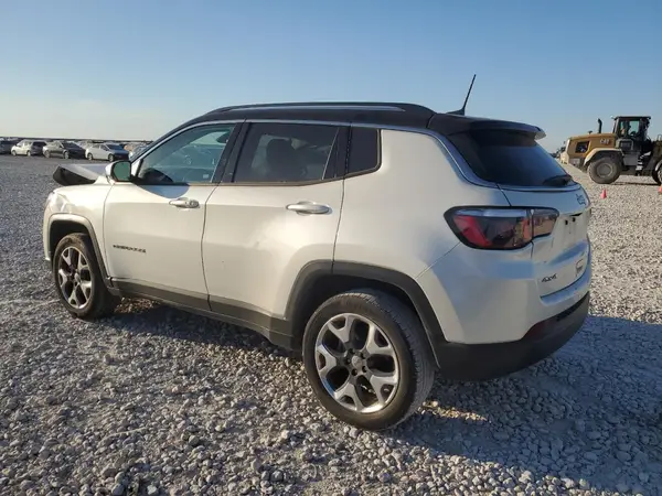 3C4NJDCB6LT143291 2020 JEEP COMPASS - Image 2