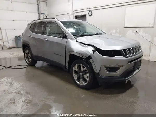 3C4NJDCB6LT148085 2020 JEEP COMPASS - Image 1