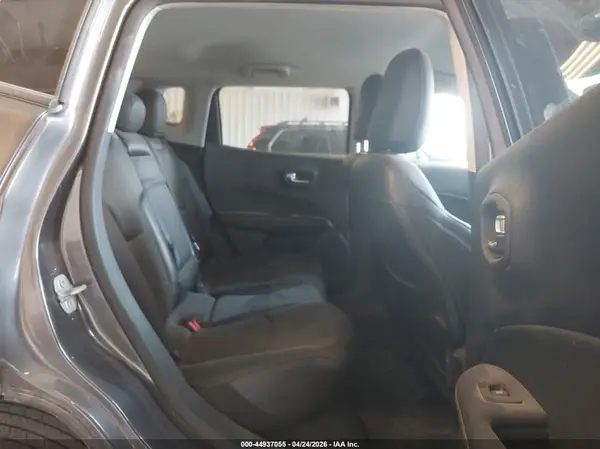 3C4NJDCB6LT157711 2020 JEEP COMPASS - Image 8
