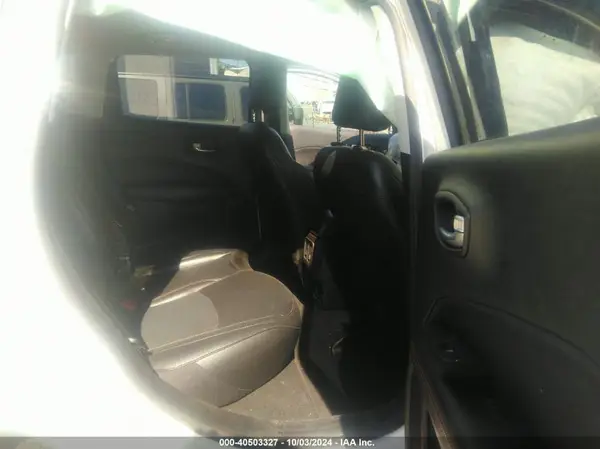 3C4NJDCB6LT234125 2020 JEEP COMPASS - Image 8