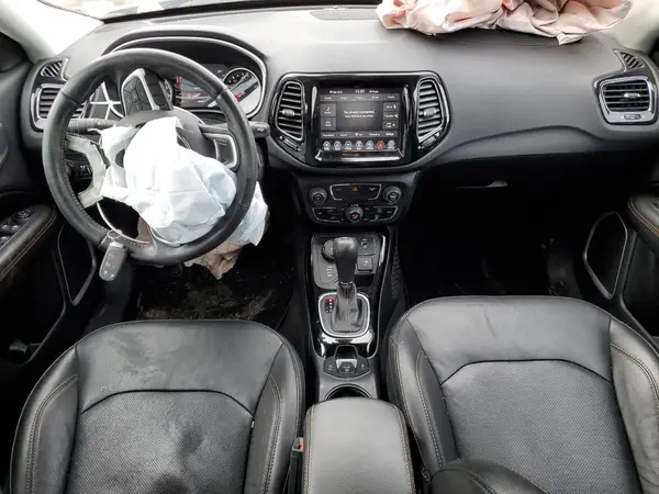 3C4NJDCB6LT239339 2020 JEEP COMPASS - Image 8