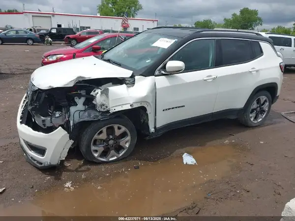 3C4NJDCB6MT503676 2021 JEEP COMPASS - Image 2