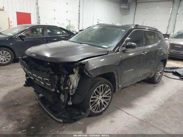 3C4NJDCB6NT105434 2022 JEEP COMPASS - Image 2