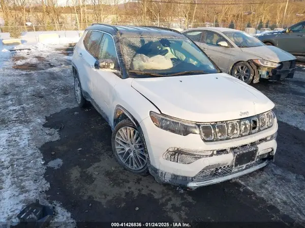 3C4NJDCB6NT130057 2022 JEEP COMPASS - Image 1