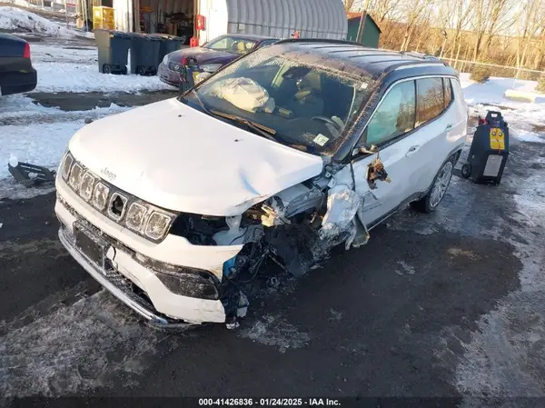 3C4NJDCB6NT130057 2022 JEEP COMPASS - Image 2